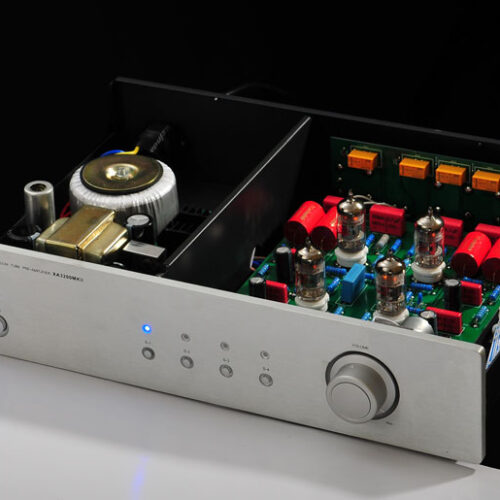 Preamplificator Stereo Xindak XA-3200 MKII - imagine 1